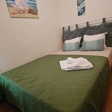 Rent Near Sea In The Center