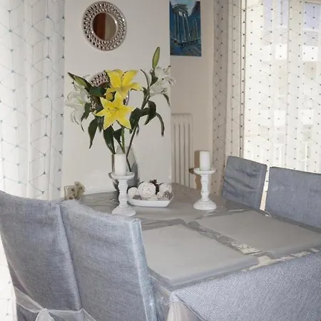Rent Near Sea In The Center * Athens