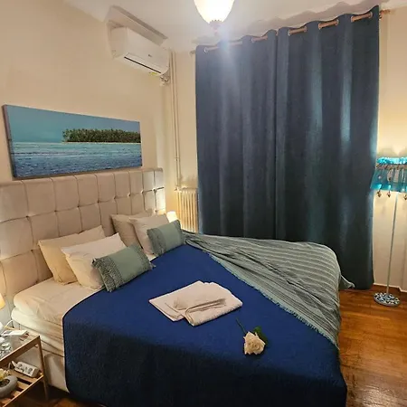 Rent Near Sea In The Center Athens