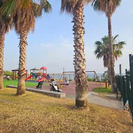 Rent Near Sea In The Center Apartment *