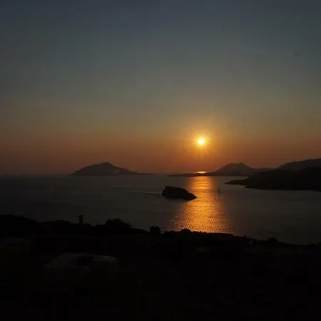 Rent Near Sea In The Center * Athens
